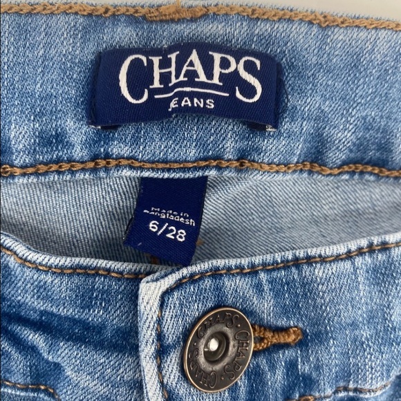 Chaps | NWOT Women’s Mid Rise Straight Denim‎ Medium Wash Blue Jeans | Sz 6/28 | - Picture 10 of 10